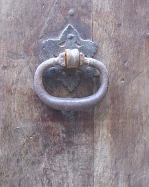 Pezenas Knockers7.jpg